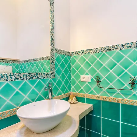 Maddalena Con Parcheggio Privato Apartman *