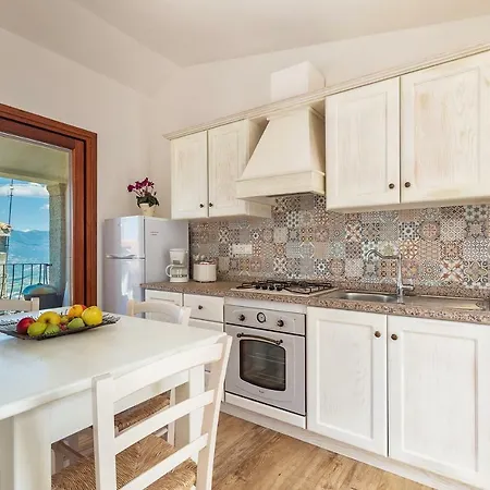 Maddalena Apartment